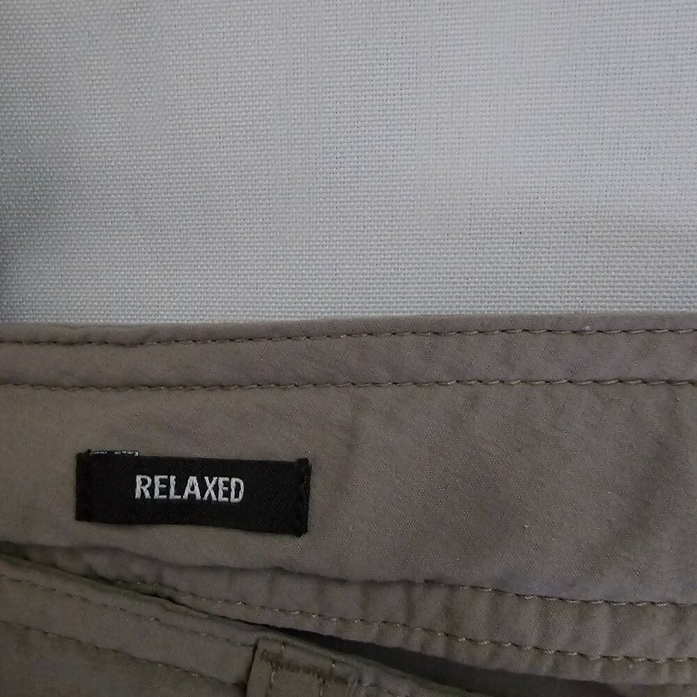 REI Co-op Women's Relaxed Belted Waist Sahara Convertible Hiking Pants Size 10 - Picture 10 of 16
